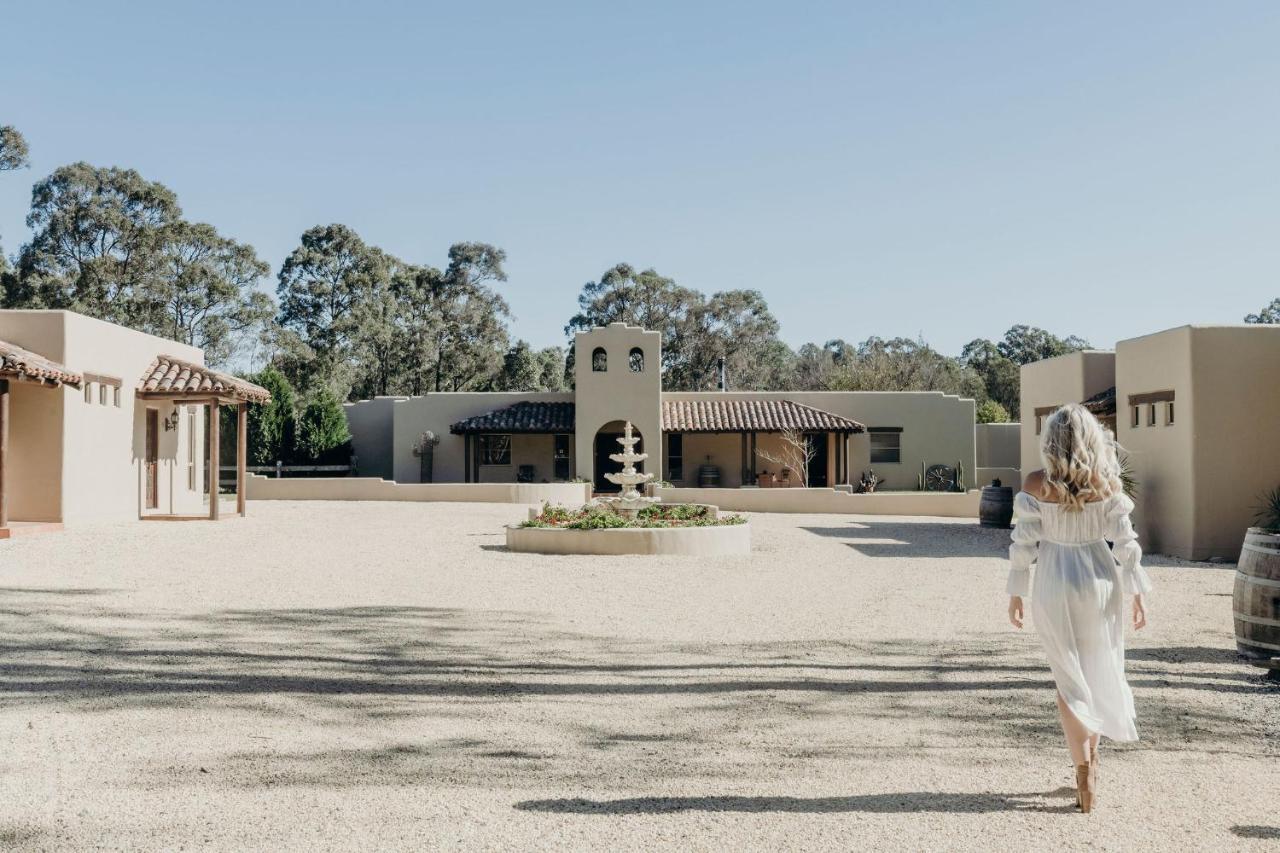 Casa La Vina Pokolbin - Romantic Villas With Outdoor Hot Tubs And Fireplaces Exterior foto